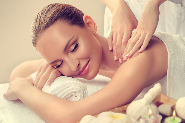 Massage bấm huyệt ở Tphcm- Công dụng của liệu pháp